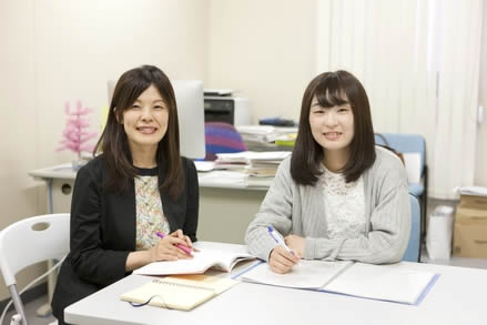 先生と学生の距離が近い少人数ゼミ